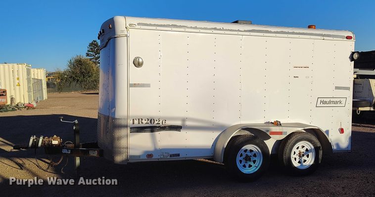 image for item IP9742 1999 Haulmark GC612BT enclosed cargo trailer