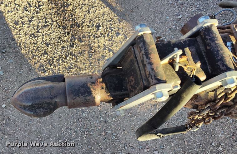 image for item IP9742 1999 Haulmark GC612BT enclosed cargo trailer