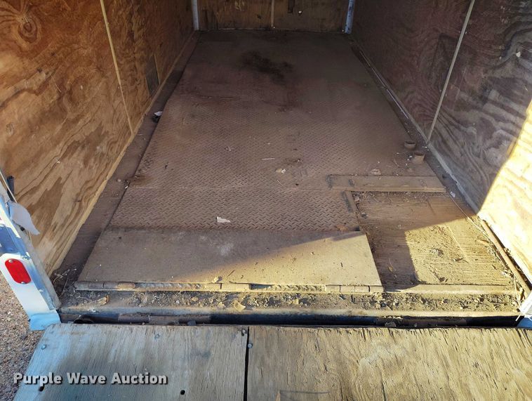 image for item IP9742 1999 Haulmark GC612BT enclosed cargo trailer