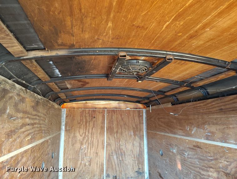 image for item IP9742 1999 Haulmark GC612BT enclosed cargo trailer