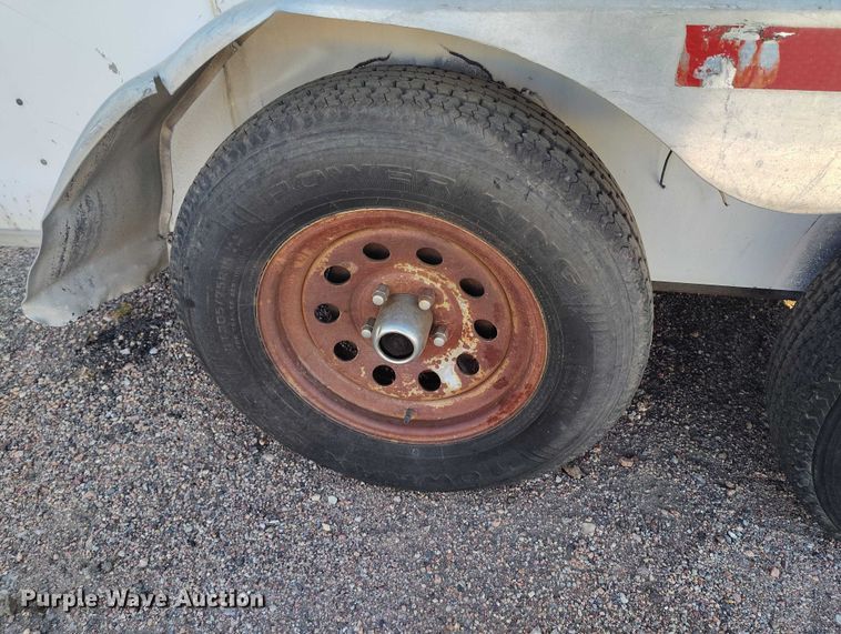 image for item IP9742 1999 Haulmark GC612BT enclosed cargo trailer