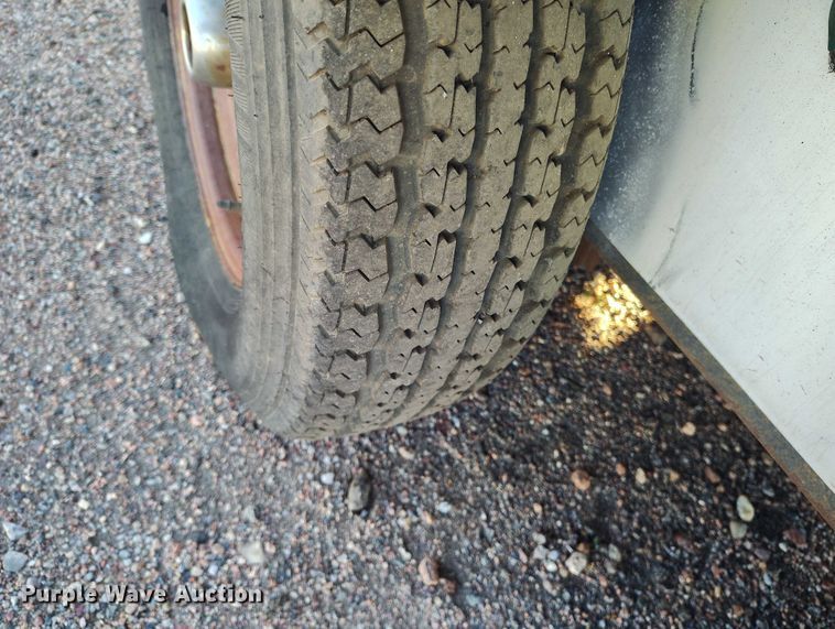 image for item IP9742 1999 Haulmark GC612BT enclosed cargo trailer