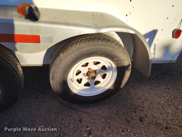 image for item IP9742 1999 Haulmark GC612BT enclosed cargo trailer