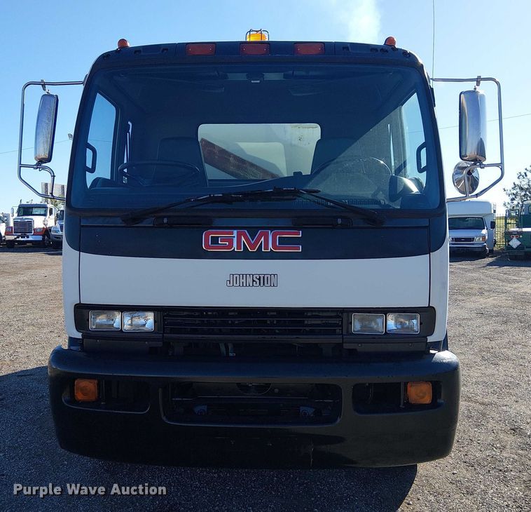 image for item JW9426 2001 GMC T7500 street sweeper truck