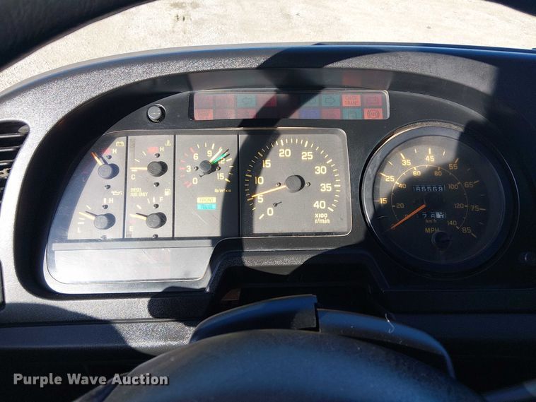 image for item JW9426 2001 GMC T7500 street sweeper truck