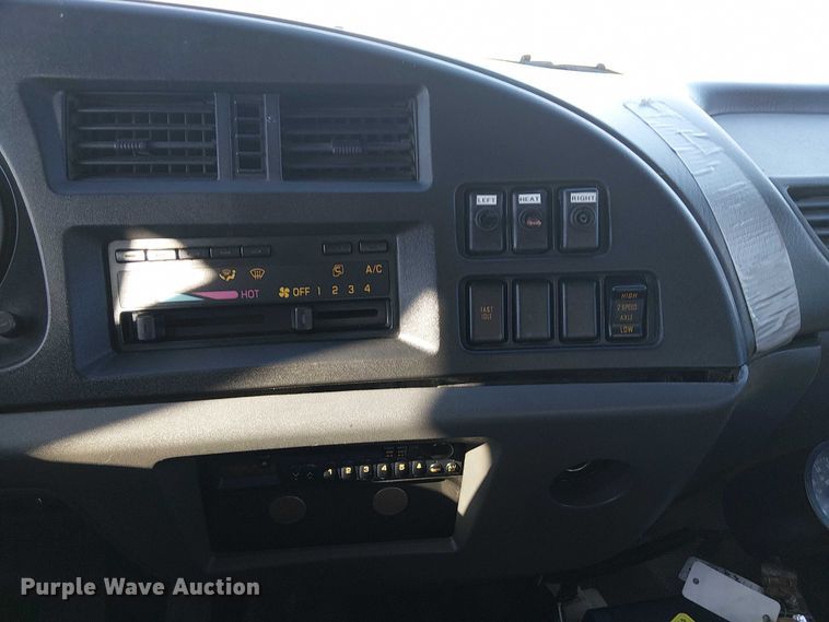 image for item JW9426 2001 GMC T7500 street sweeper truck