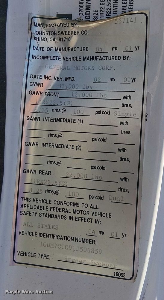 image for item JW9426 2001 GMC T7500 street sweeper truck