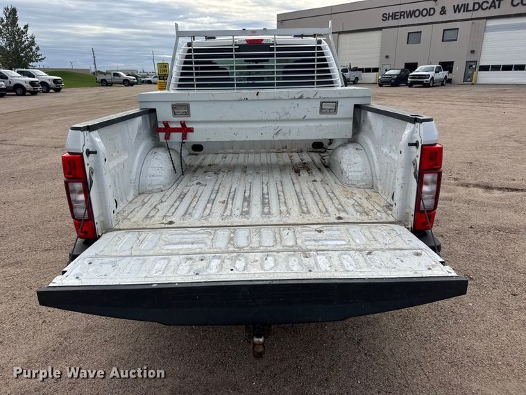 image for item NA9814 2021 Ford F250 Super Duty SuperCab pickup truck