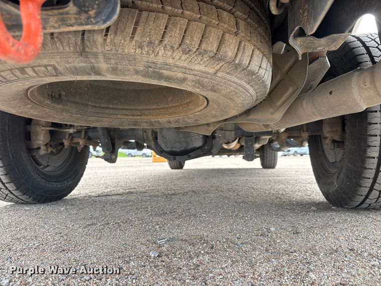 image for item NA9814 2021 Ford F250 Super Duty SuperCab pickup truck