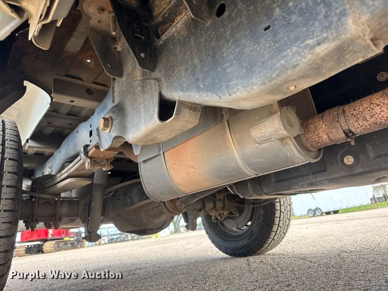 image for item NA9814 2021 Ford F250 Super Duty SuperCab pickup truck