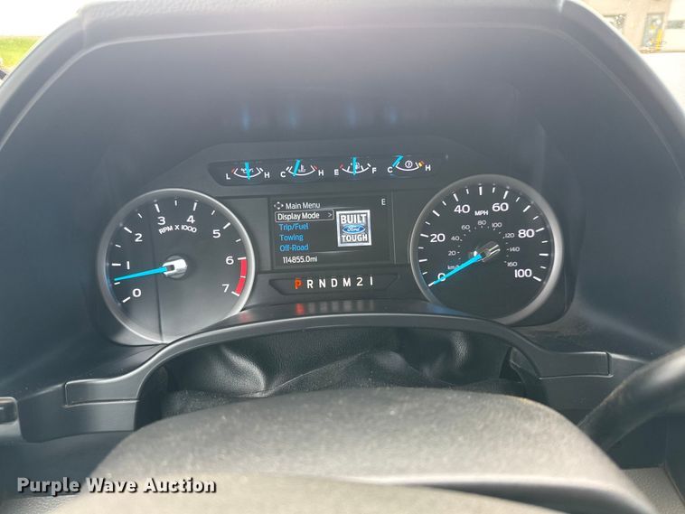 image for item NA9814 2021 Ford F250 Super Duty SuperCab pickup truck