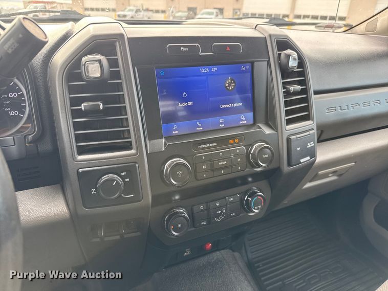 image for item NA9814 2021 Ford F250 Super Duty SuperCab pickup truck