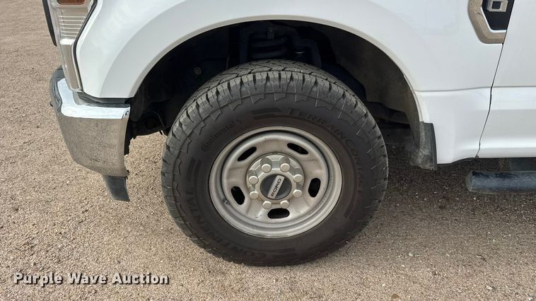 image for item NA9814 2021 Ford F250 Super Duty SuperCab pickup truck