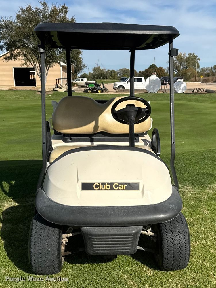 image for item NA9833 Club Car Precedent  golf cart