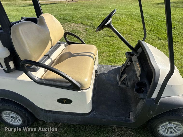 image for item NA9833 Club Car Precedent  golf cart