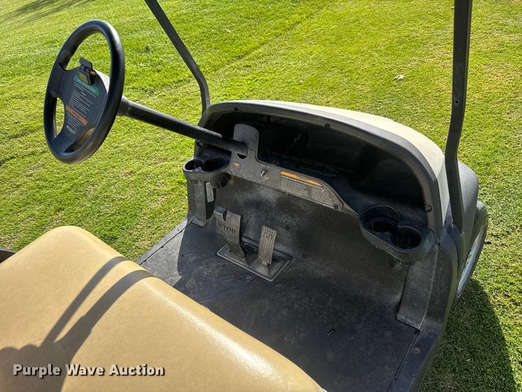 image for item NA9833 Club Car Precedent  golf cart