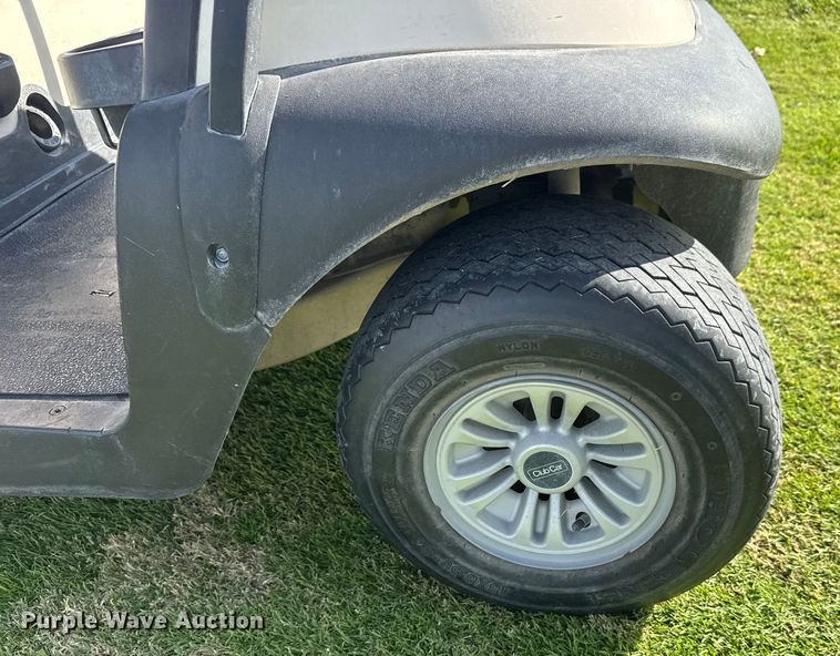 image for item NA9833 Club Car Precedent  golf cart