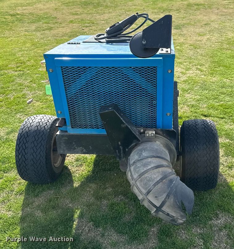 image for item NA9834 Harper 1800 debris blower