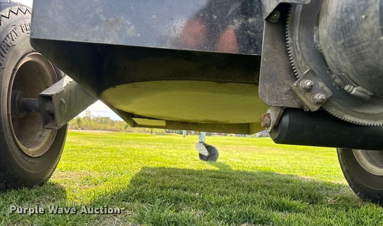 image for item NA9834 Harper 1800 debris blower