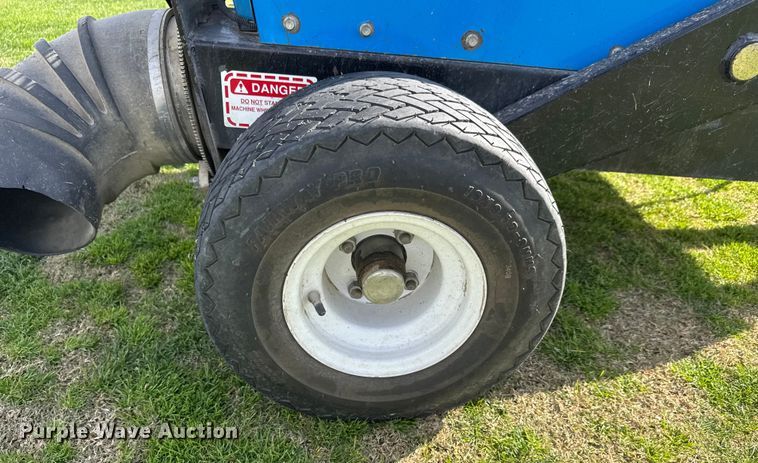 image for item NA9834 Harper 1800 debris blower