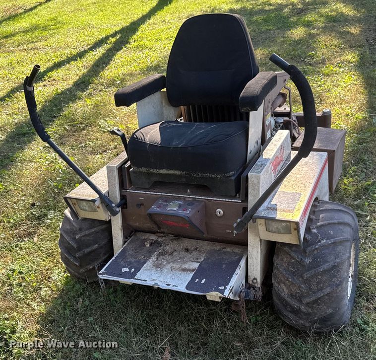 image for item NA9849 Grasshopper 725 ZTR lawn mower