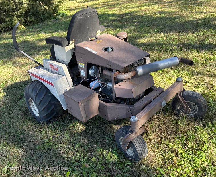 image for item NA9849 Grasshopper 725 ZTR lawn mower