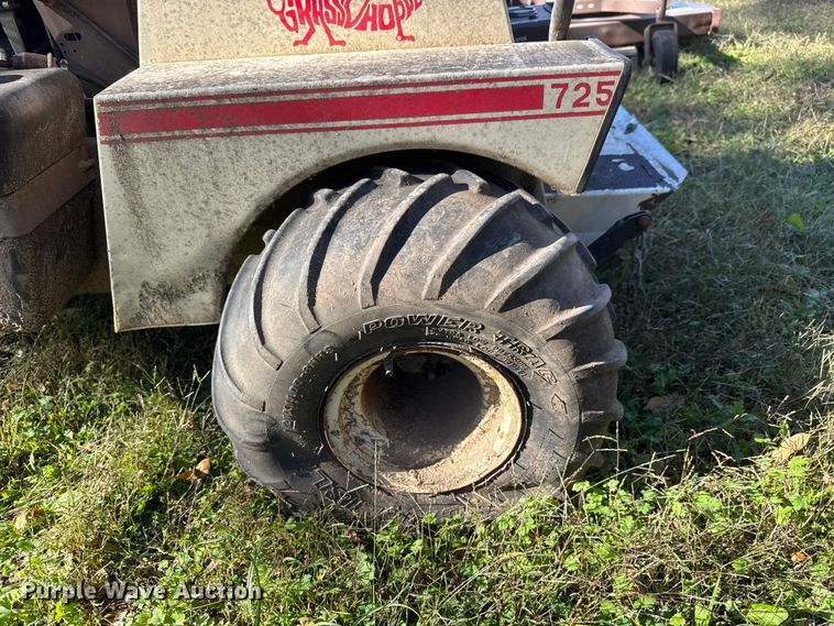 image for item NA9849 Grasshopper 725 ZTR lawn mower