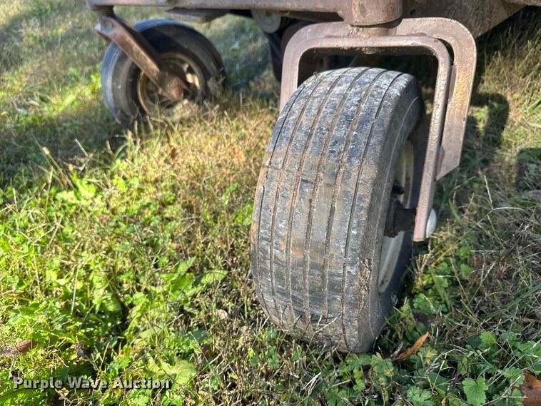 image for item NA9849 Grasshopper 725 ZTR lawn mower