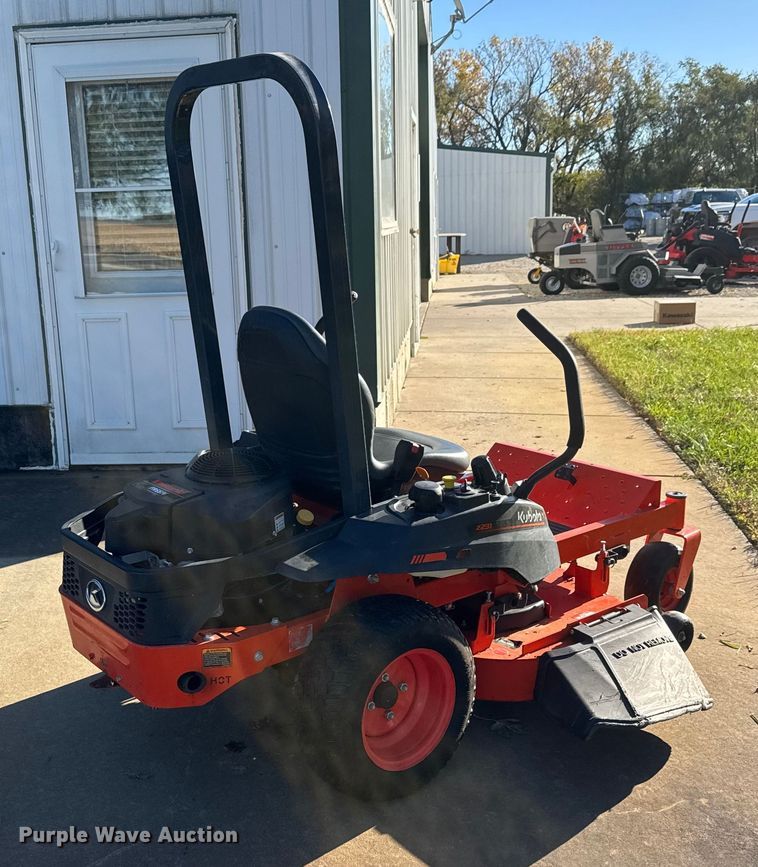 image for item NA9851 Kubota Z231KW ZTR lawn mower