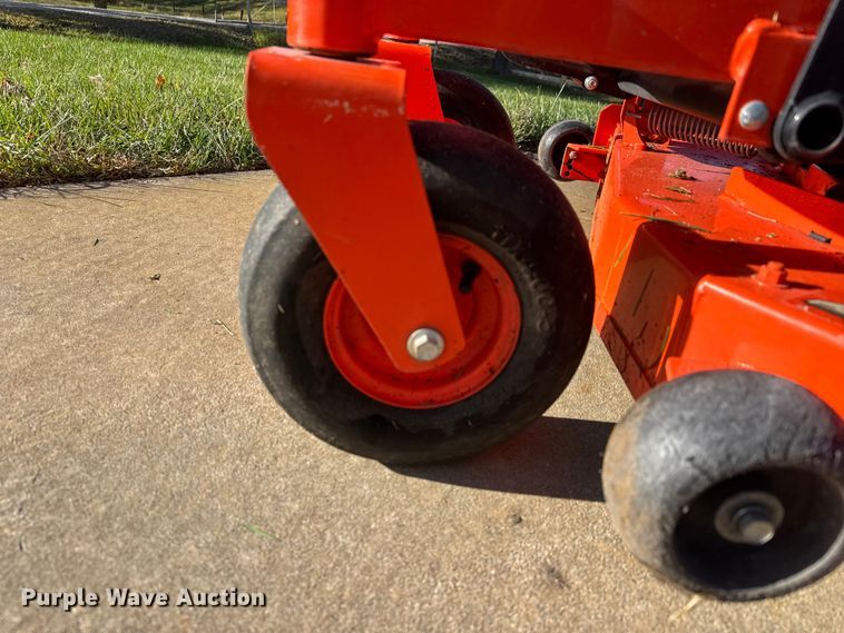 image for item NA9851 Kubota Z231KW ZTR lawn mower