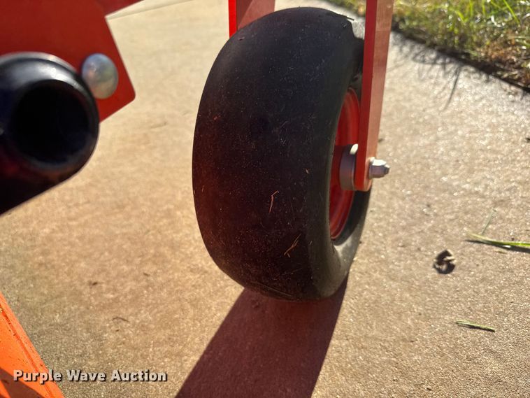 image for item NA9851 Kubota Z231KW ZTR lawn mower