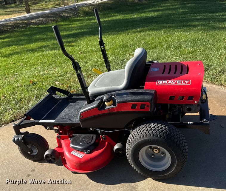 image for item NA9852 Gravely ZT 42 ZTR lawn mower