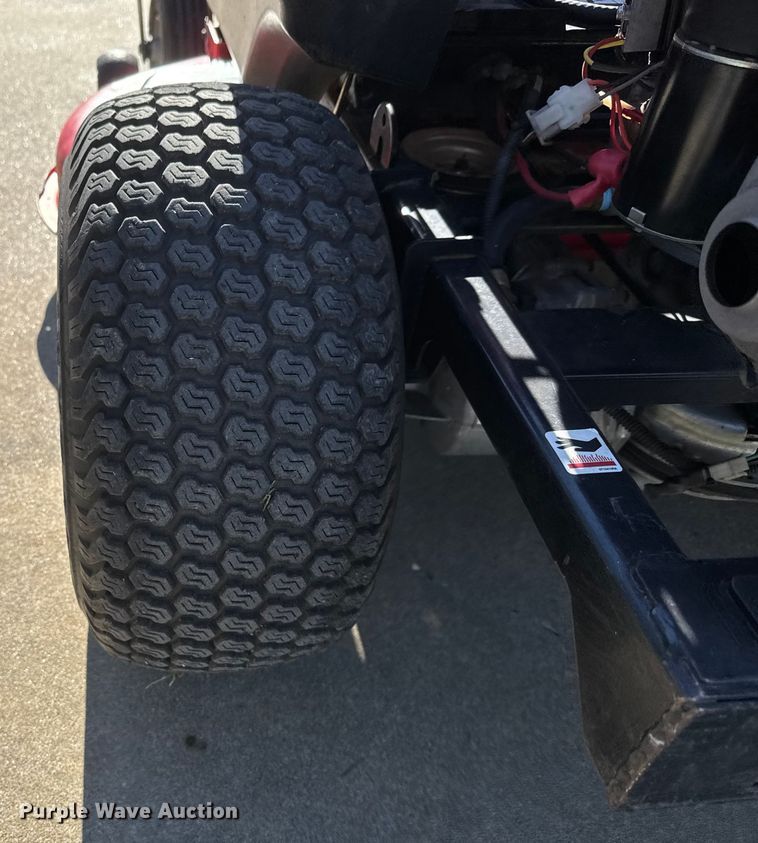 image for item NA9852 Gravely ZT 42 ZTR lawn mower