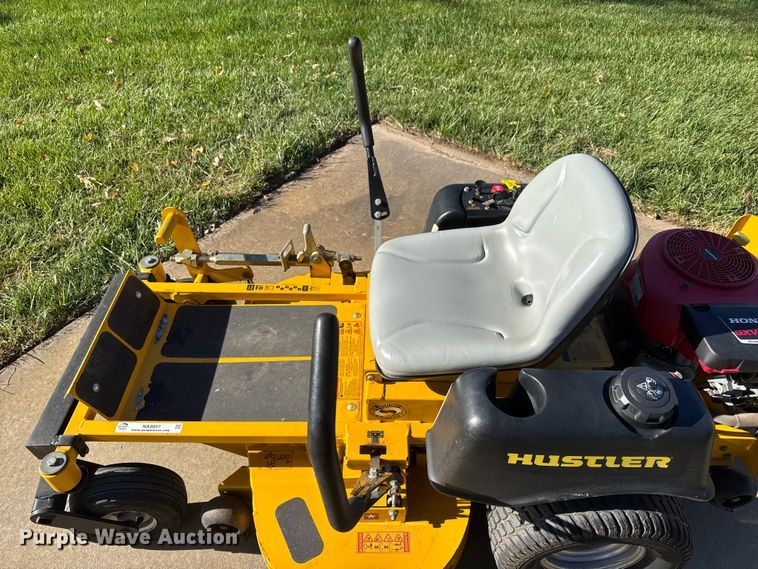 image for item NA9857 2007 Hustler Fastrak 927368 Lawn mower