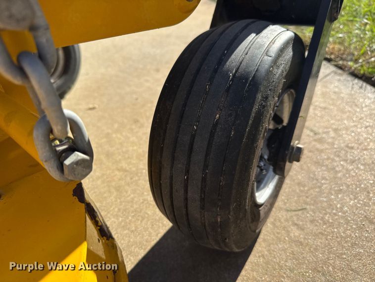 image for item NA9857 2007 Hustler Fastrak 927368 Lawn mower