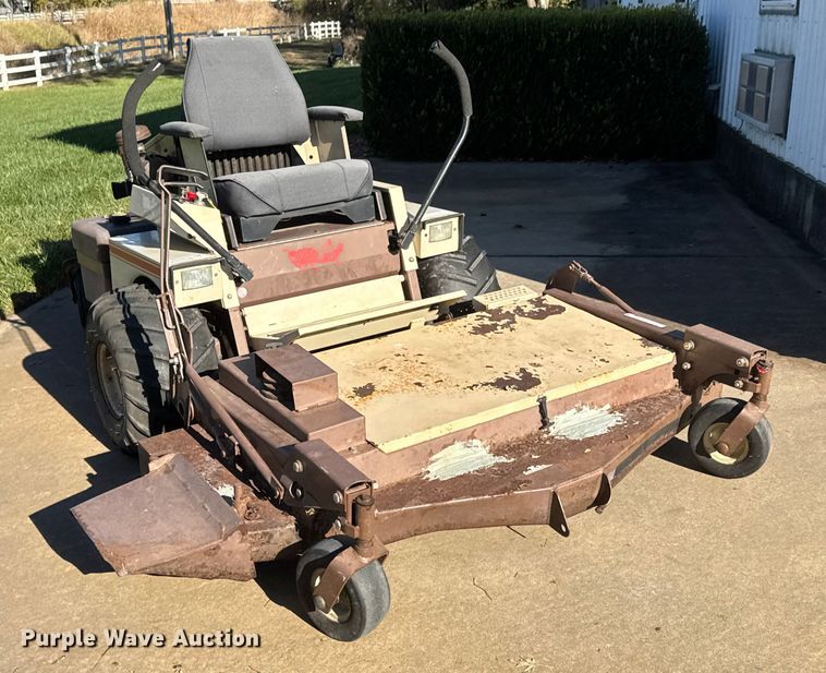 image for item NA9858 Grasshopper 725 ZTR lawn mower