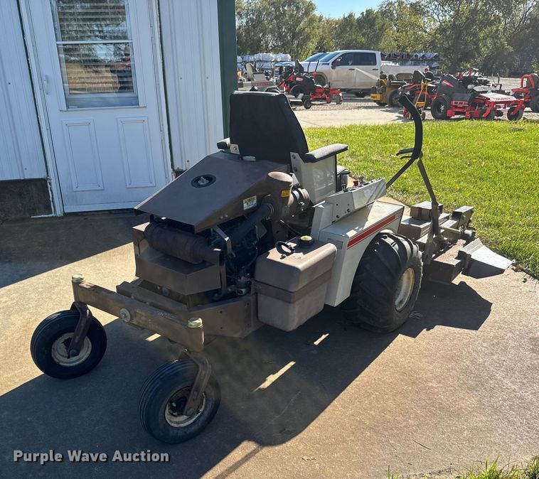 image for item NA9858 Grasshopper 725 ZTR lawn mower