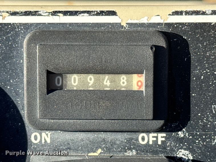 image for item NA9858 Grasshopper 725 ZTR lawn mower