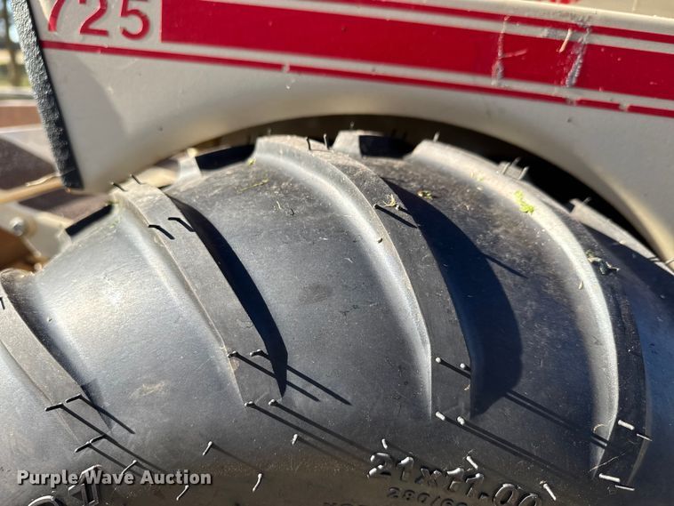 image for item NA9858 Grasshopper 725 ZTR lawn mower