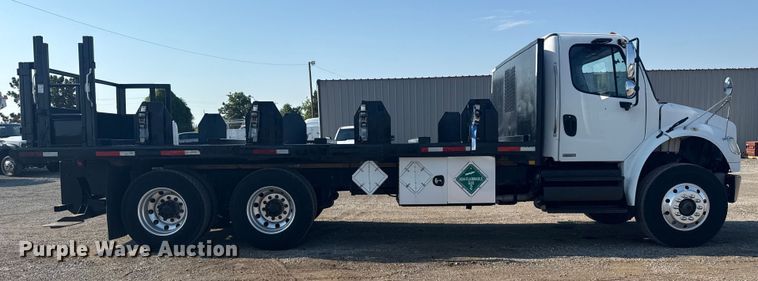 image for item NU9621 2011 Freightliner Business Class M2 flatbed truck