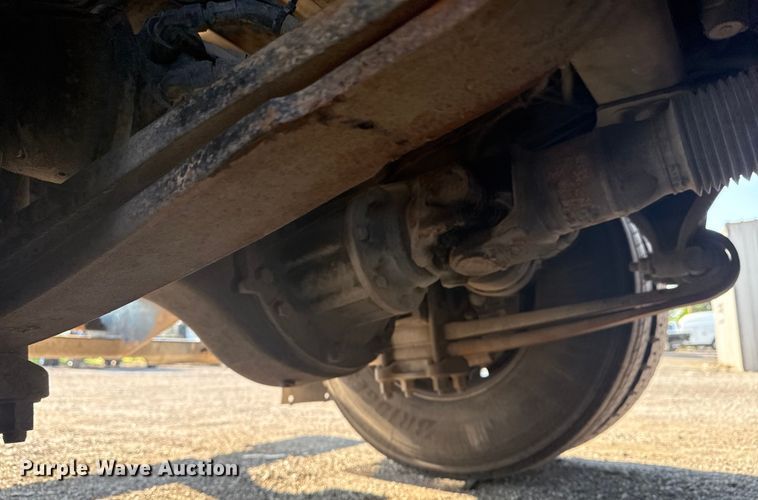 image for item NU9621 2011 Freightliner Business Class M2 flatbed truck