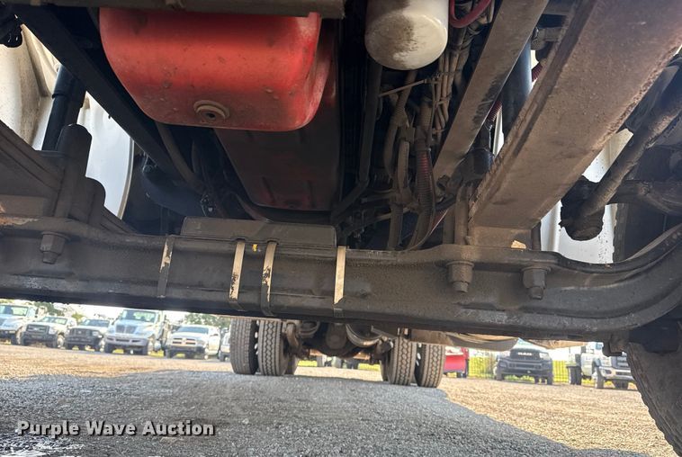 image for item NU9621 2011 Freightliner Business Class M2 flatbed truck