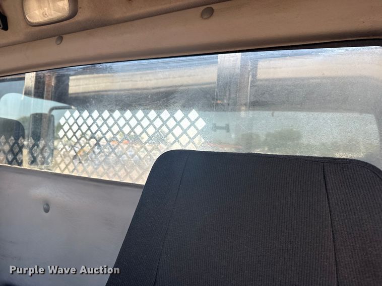 image for item NU9621 2011 Freightliner Business Class M2 flatbed truck