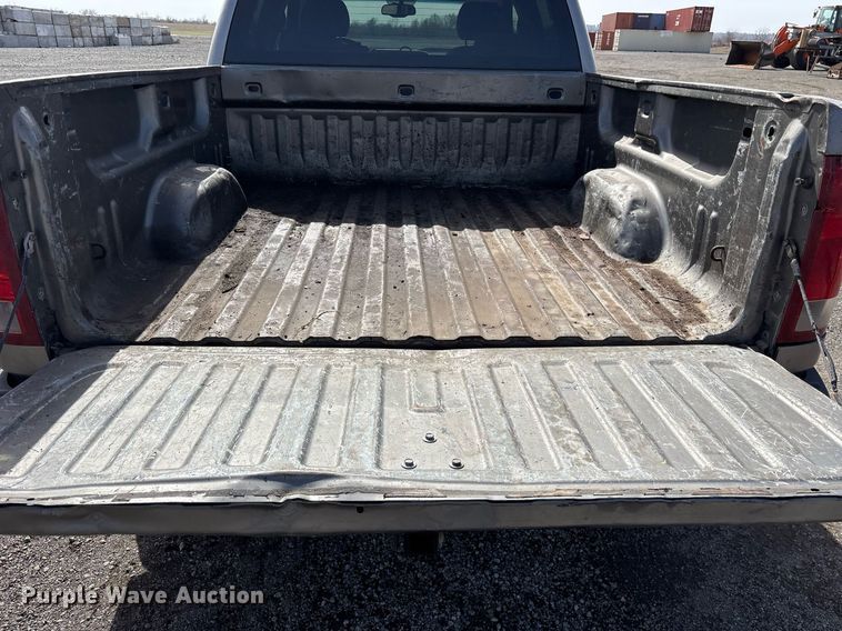 image for item OB9457 2007 GMC Sierra 1500 Crew Cab pickup truck