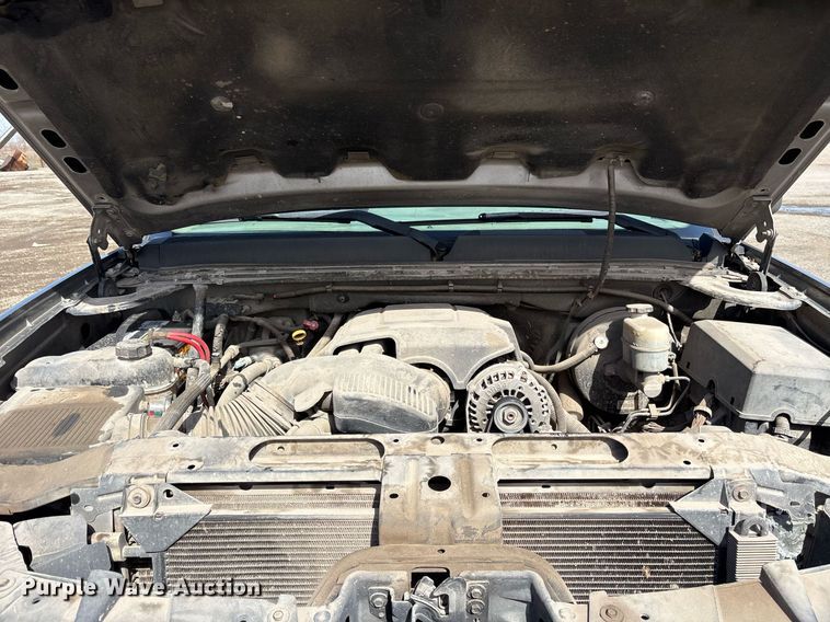 image for item OB9457 2007 GMC Sierra 1500 Crew Cab pickup truck