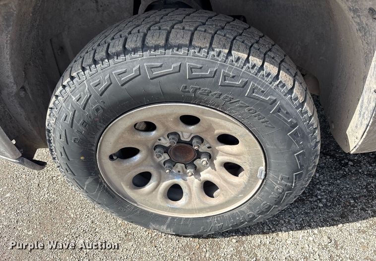 image for item OB9457 2007 GMC Sierra 1500 Crew Cab pickup truck