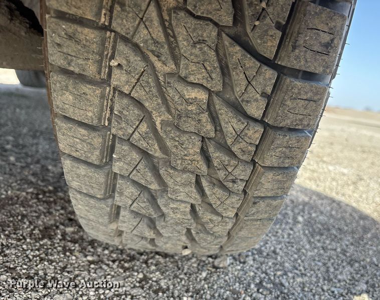 image for item OB9457 2007 GMC Sierra 1500 Crew Cab pickup truck