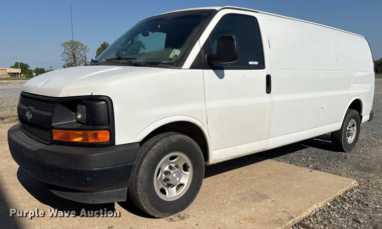 image for item OB9621 2017 Chevrolet Express 2500 van