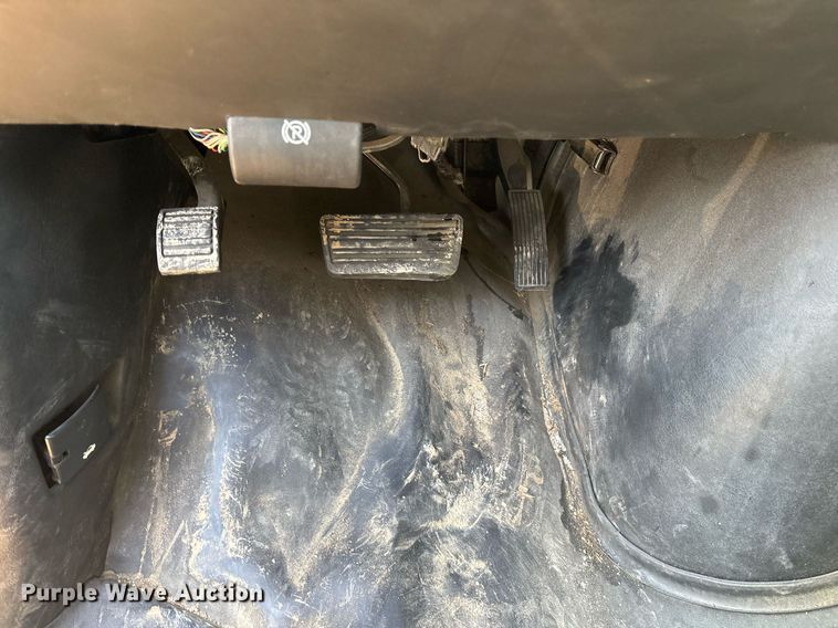 image for item OB9621 2017 Chevrolet Express 2500 van