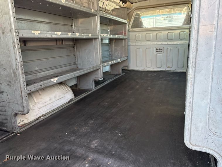 image for item OB9621 2017 Chevrolet Express 2500 van